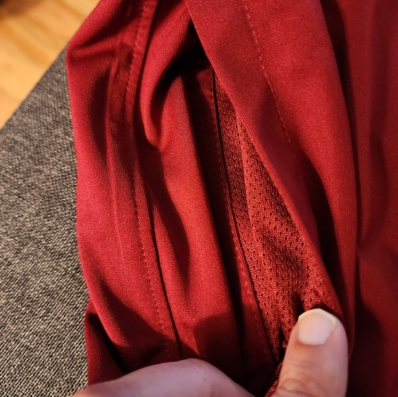 Men Under Armour Loose Colgate LG Golf Short - Picture 4 of 8